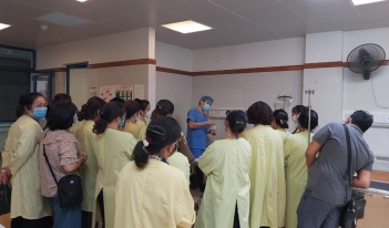Lớp B9 - Bệnh viện PHCN Hà Nội (18/7/2018)