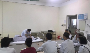 Class B12 – Hai Ba Trung County Health Center (8/8/2018)